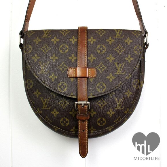 LOUIS VUITTON Vintage Monogram Chantilly Crossbody - Picture 3 of 15